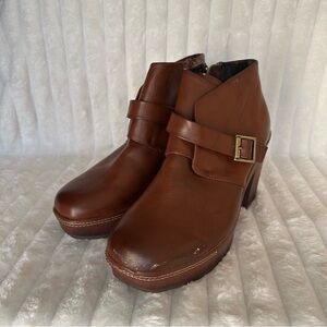 Korks Leather Buckle Platform Booties – Brown – Women’s 7.5